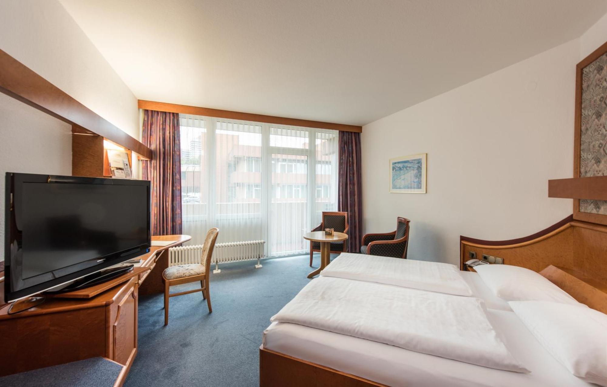 Hotel Pergola Im Goebels Hotel Rodenberg Rotenburg an der Fulda Ngoại thất bức ảnh